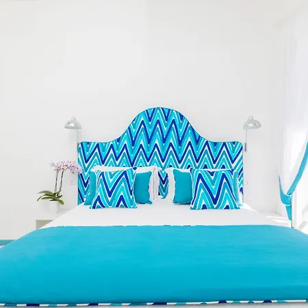 Yourhome - Adoro Nyaraló