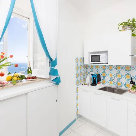 Yourhome - Adoro *
