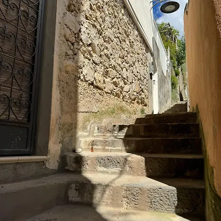 Yourhome - Adoro Nyaraló Positano