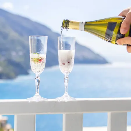 Hébergement de vacances Yourhome - Adoro *